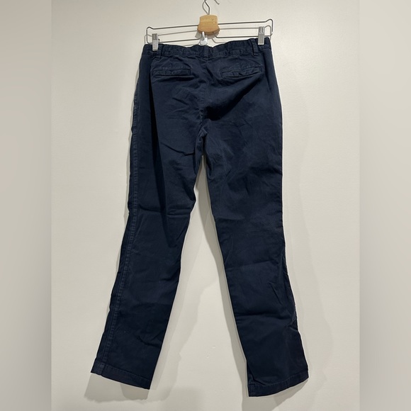 Gap (Gap for Good) navy girlfriend chino pants size 2 - Picture 2 of 8